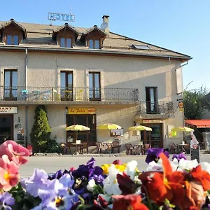 2* Hotel Chez Le Poete