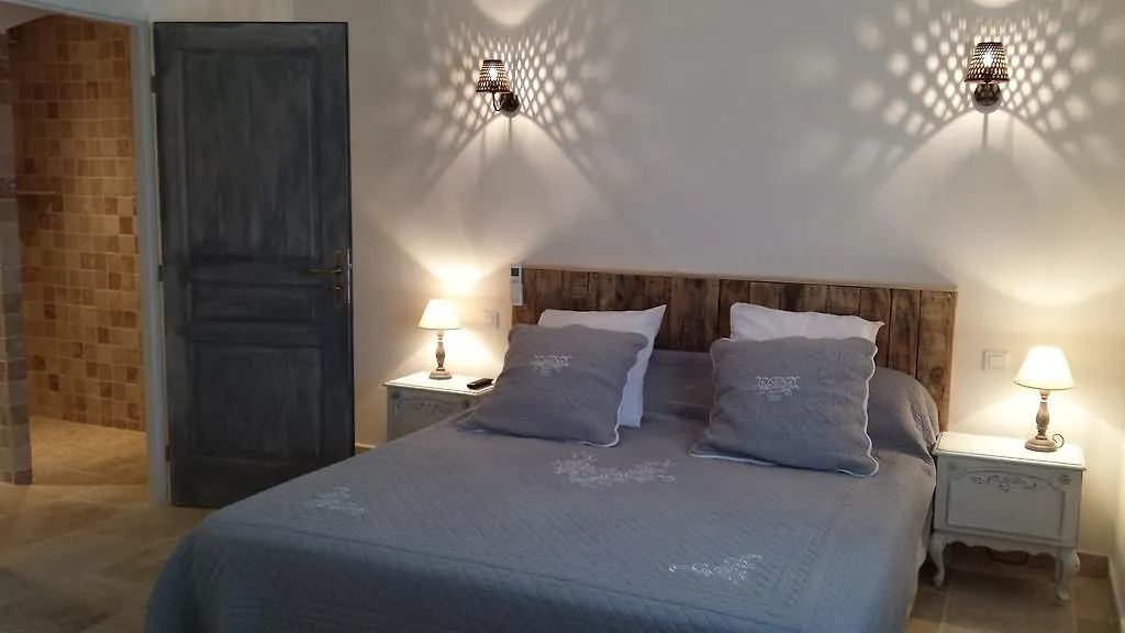 Mas Saint Julien Bed & Breakfast Cavaillon